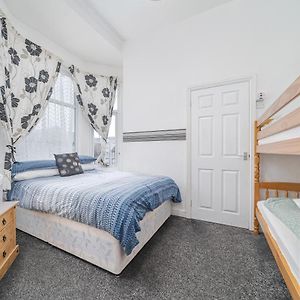 Familien-Zimmer mit Kingsize-Bett